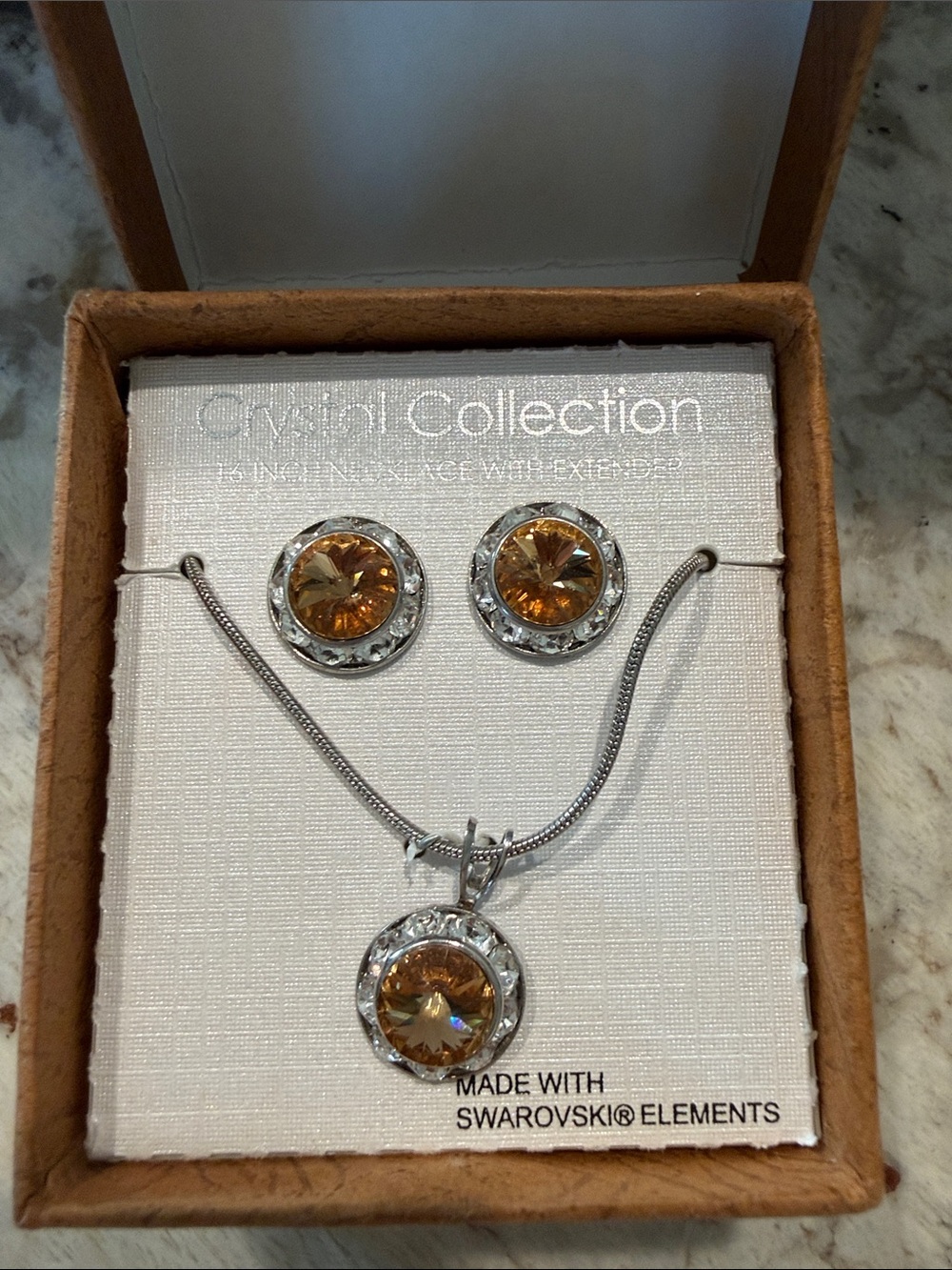 Silver-Tone Pendant & Stud Necklace Set - Amber Crystal